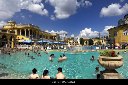 Budapest - Széchenyi gyógyfürdő-stock-foto
