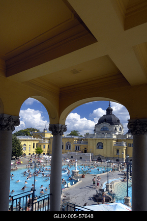 Budapest - Széchenyi gyógyfürdő-stock-foto