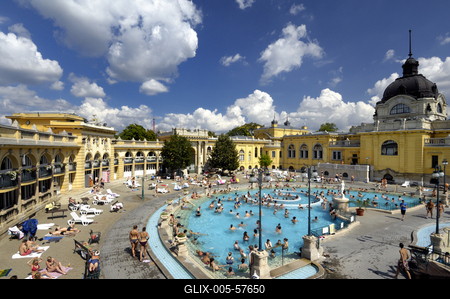 Budapest - Széchenyi gyógyfürdő-stock-foto