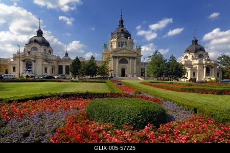 Budapest - Széchenyi gyógyfürdő-stock-foto