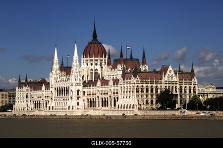 Budapest, az Országház (Parlament)-stock-foto