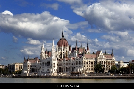 Budapest, az Országház (Parlament)-stock-foto
