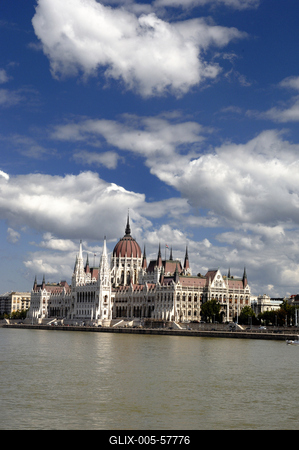 Budapest, az Országház (Parlament)-stock-foto