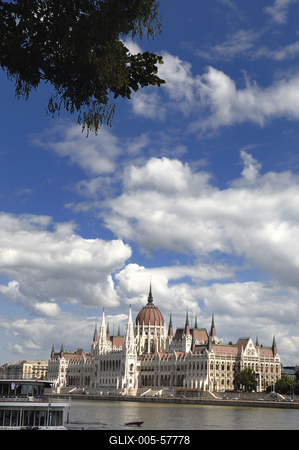Budapest, az Országház (Parlament)-stock-foto