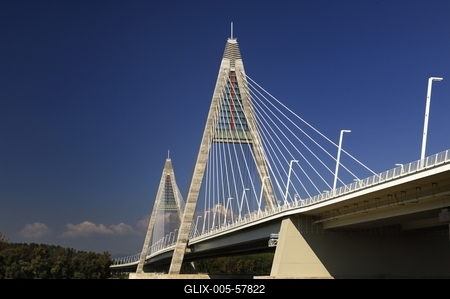 Budapest, Megyeri híd-stock-foto