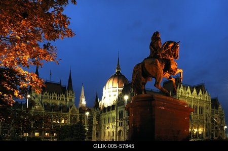 Budapest, Országház (Parlament)-stock-foto