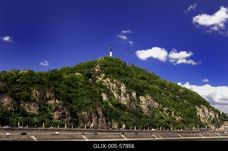 Budapest, a Gellért hegy és a Duna-stock-foto