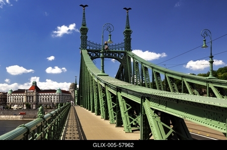 Budapest, Szabadság híd-stock-foto