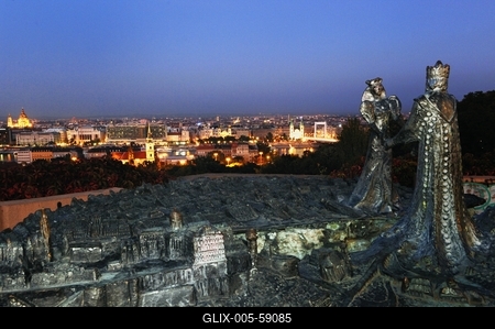 Budapest, Kilátókő-szobor a Gellért-hegyen-stock-foto