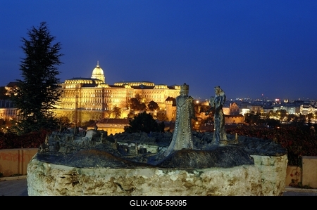 Budapest, Kilátókő-szobor a Gellért-hegyen-stock-foto
