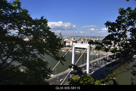 Budapest, Erzsébet híd-stock-foto