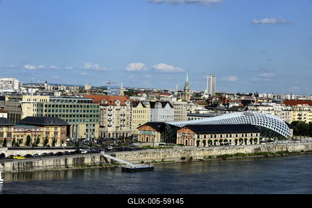 Budapest, Bálna kulturális központ-stock-foto