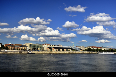 Budapest, Bálna kulturális központ-stock-foto