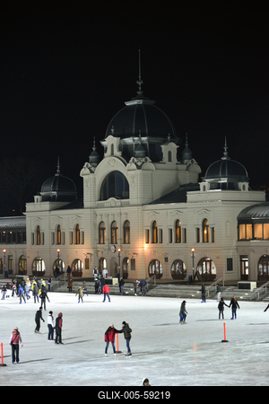 Korcsolyázók a Városligeti Műjégpályán-stock-foto