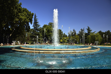 Margit-sziget, zenélő szökőkút-stock-foto