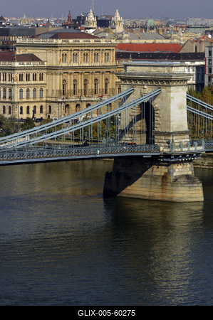 A Lánchíd és az MTA épülete-stock-foto