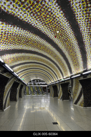 A 4-es metró Gellért téri állomása-stock-foto