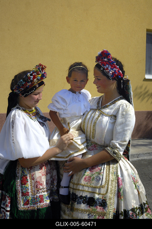Sárközi népviselet-stock-foto