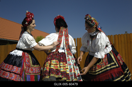 Sárközi népviselet-stock-foto