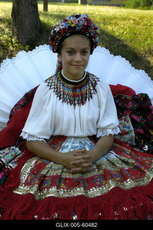 Sárközi népviselet-stock-foto