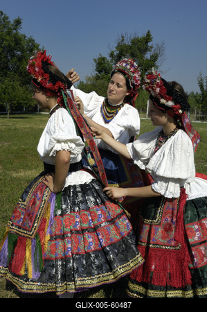 Sárközi népviselet-stock-foto