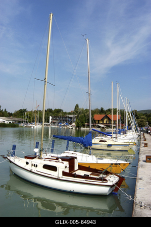 A balatonfüredi hajókikötő-stock-foto