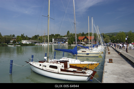 A balatonfüredi hajókikötő-stock-foto