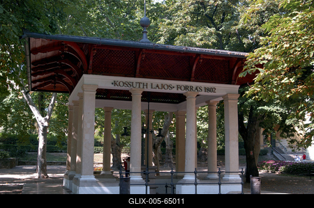 Balatonfüred, Kossuth Lajos forrás-stock-foto