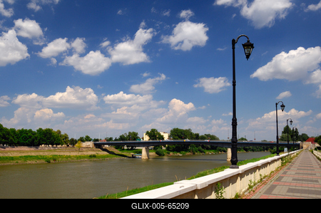 A szolnoki Tisza-híd-stock-foto
