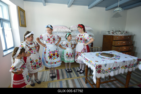 Géderlaki népviselet-stock-foto