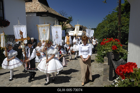 Hollókő-stock-foto