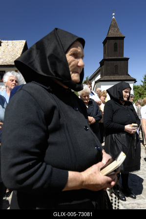 Hollókő-stock-foto