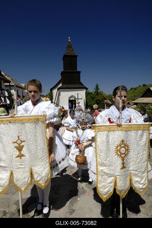 Hollókő-stock-foto