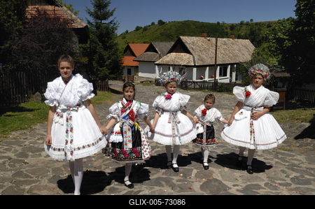 Hollókő-stock-foto