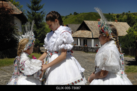 Hollókő-stock-foto