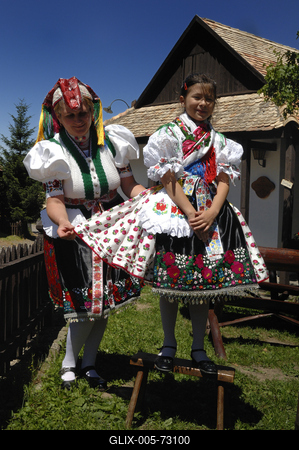 Hollókő-stock-foto