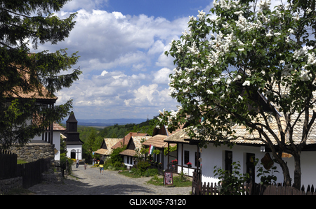 Hollókő-stock-foto