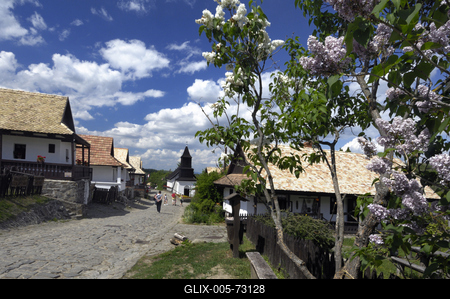 Hollókő-stock-foto