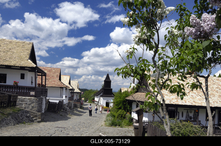 Hollókő-stock-foto