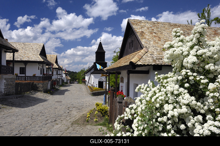 Hollókő-stock-foto