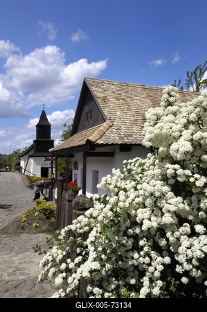 Hollókő-stock-foto