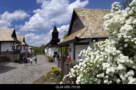 Hollókő-stock-foto