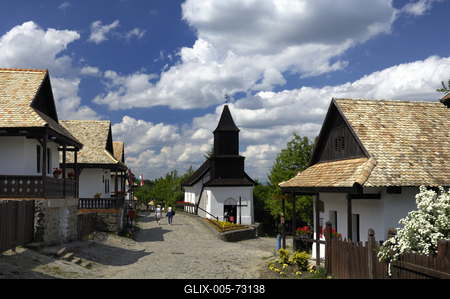 Hollókő-stock-foto