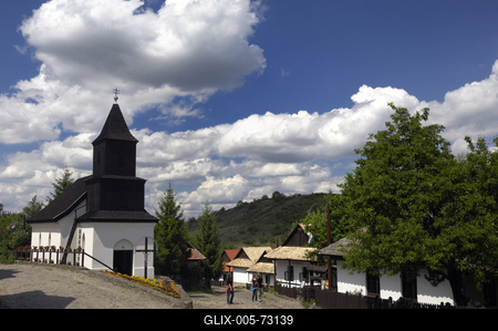 Hollókő-stock-foto