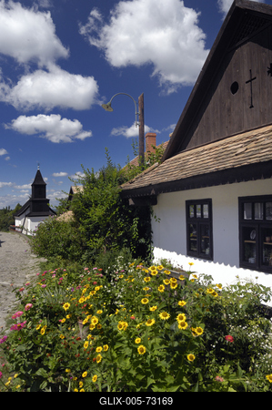 Hollókő-stock-foto