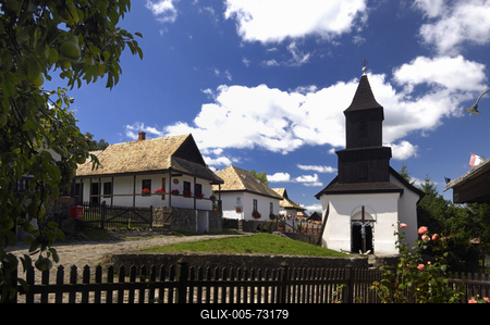 Hollókő-stock-foto