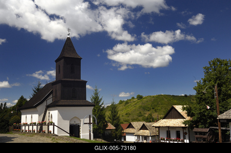 Hollókő-stock-foto