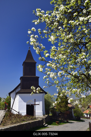 Hollókő-stock-foto