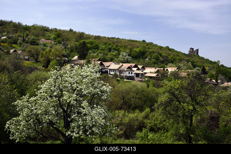 Hollókő-stock-foto