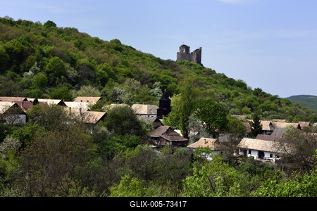 Hollókő-stock-foto